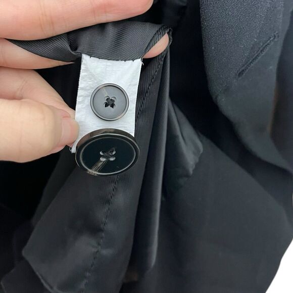 Welcome to my closet! - Picture 8 of 12